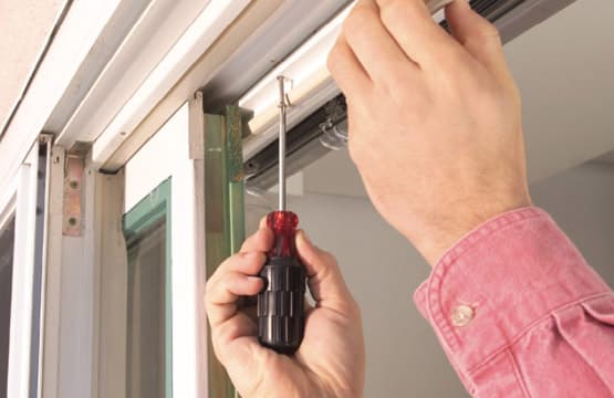 Sliding door roller problems